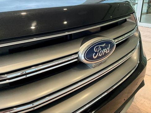 Used 2015 Ford Edge Titanium w/ Equipment Group 302A FWD image 30