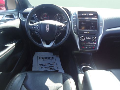 Used 2015 Lincoln MKC FWD image 11