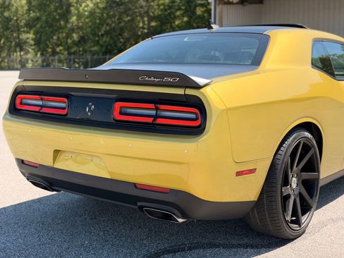 Used 2020 Dodge Challenger R/T RWD image 13