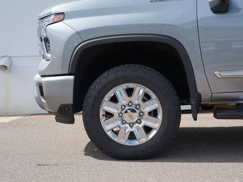 Certified 2025 Chevrolet Silverado 3500 High Country w/ High Country Premium Package AWD/4WD image 11