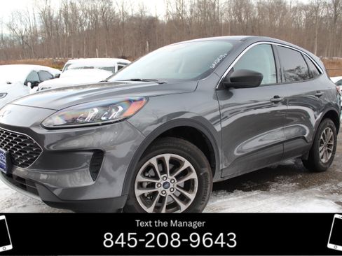 Used 2022 Ford Escape SE w/ Convenience Package image 1