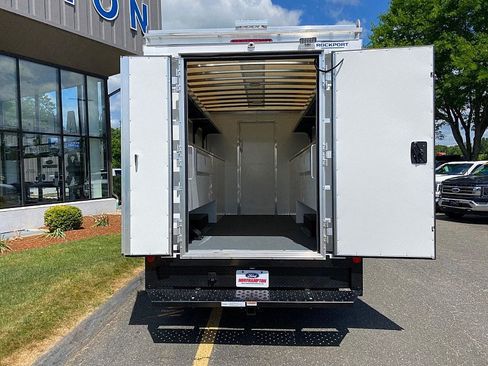 New 2027 Ford E-350 and Econoline 350 Super Duty w/ Power Equipment Group RWD image 9