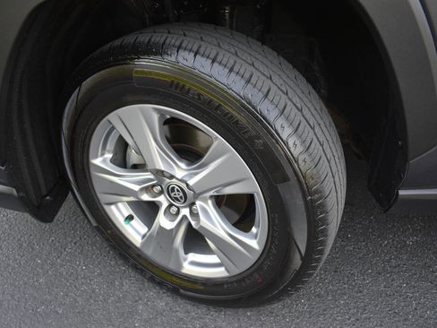 Used 2024 Toyota RAV4 XLE image 41