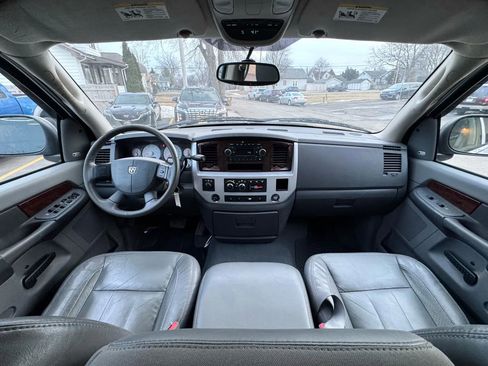 Used 2008 Dodge Ram 1500 Truck Laramie image 2