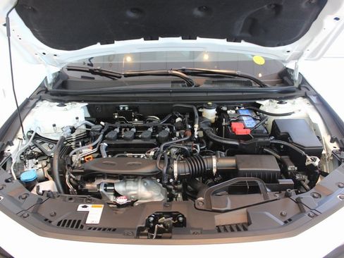 New 2025 Honda Accord SE image 6