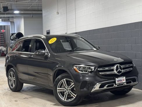 Used 2022 Mercedes-Benz GLC 300 4MATIC image 3