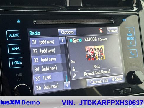 Used 2017 Toyota Prius Prime Plus image 32