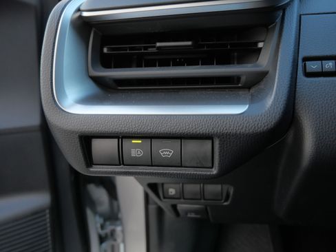 Certified 2025 Toyota Prius LE image 27