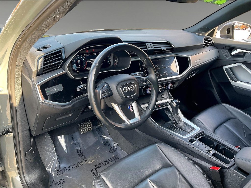 Used 2025 Audi Q3 2.0T Premium AWD/4WD image 8