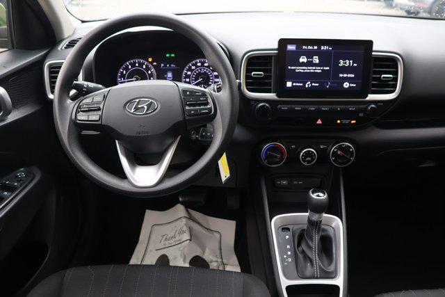 Used 2022 Hyundai Venue SE w/ Cargo Package FWD image 23