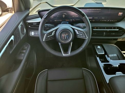 New 2026 Buick Enclave Avenir w/ Super Cruise Package FWD image 12
