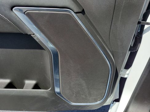 Used 2025 Chevrolet Silverado 1500 LT RWD image 20
