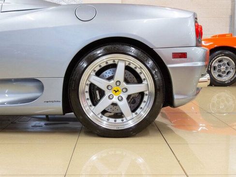 Used 2004 Ferrari 360 Spider RWD image 11