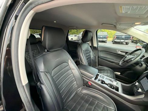 Used 2021 Ford Edge SEL w/ Convenience Package AWD/4WD image 16