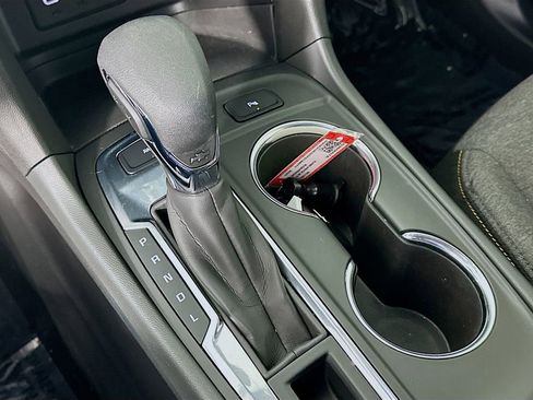 Used 2023 Chevrolet Equinox LT image 23