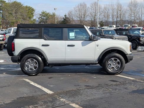 New 2026 Ford Bronco Big Bend AWD/4WD image 3