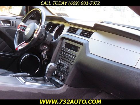 Used 2013 Ford Mustang Premium RWD image 6