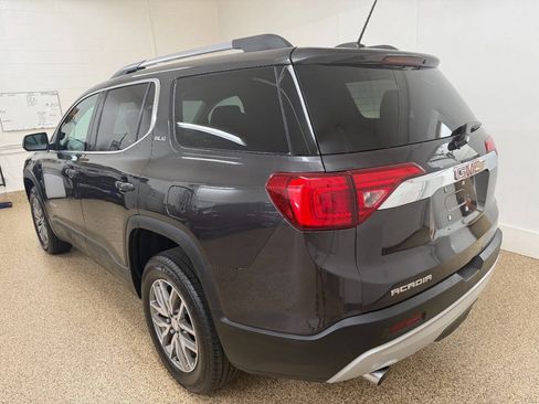 Used 2017 GMC Acadia SLE FWD image 3