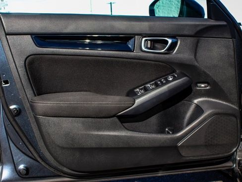 Used 2024 Honda Civic EX image 8