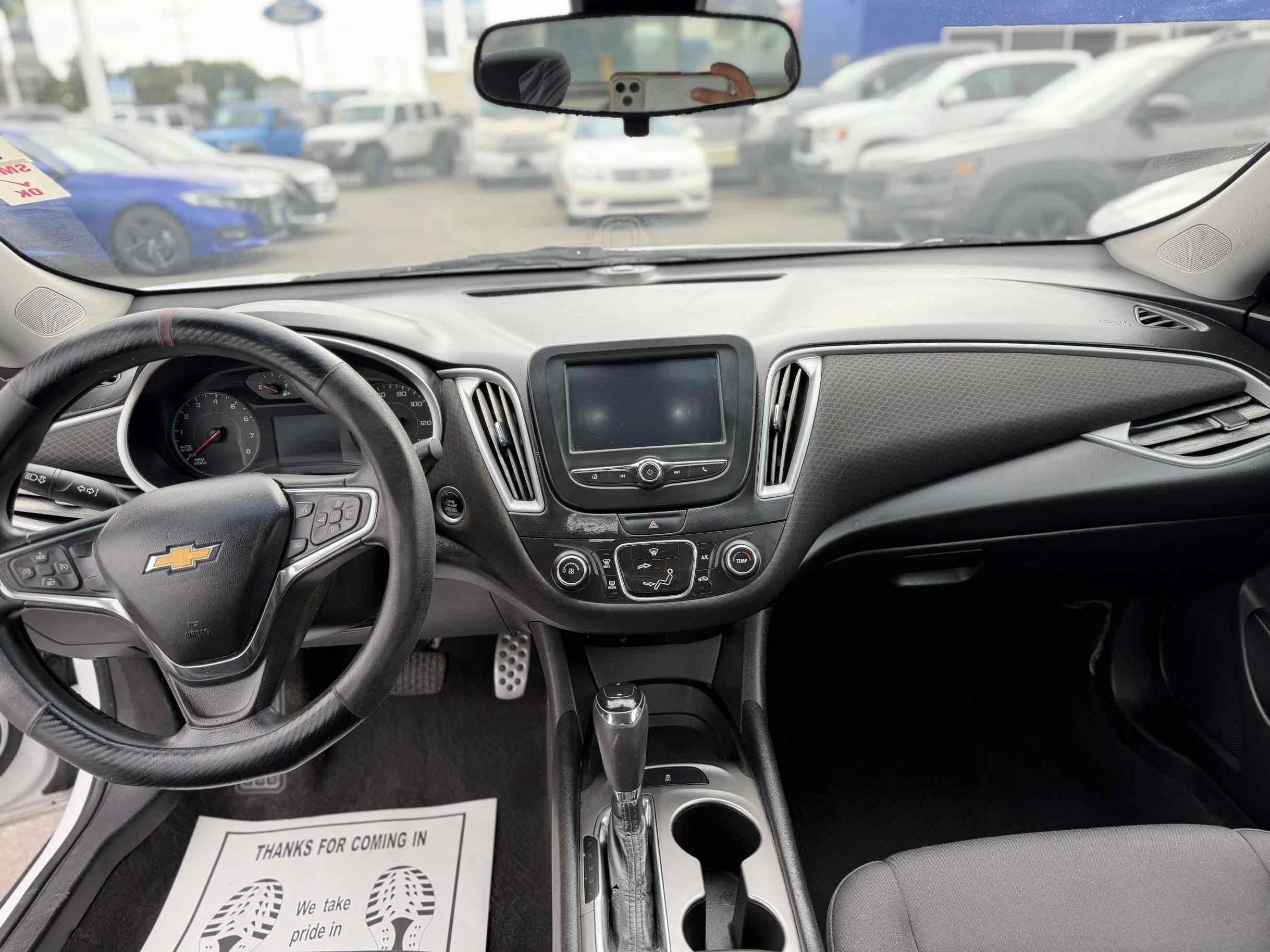 Used 2017 Chevrolet Malibu LS FWD image 9