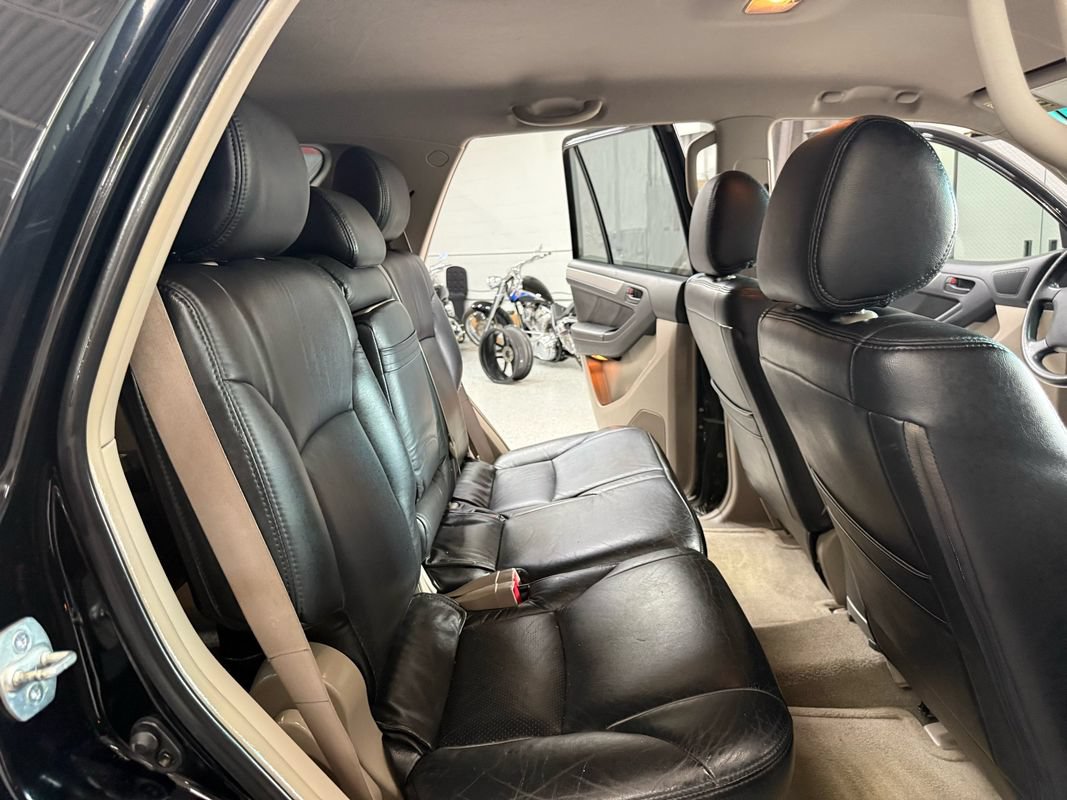 Used 2005 Toyota 4Runner SR5 AWD/4WD image 20
