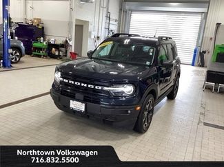 Used 2022 Ford Bronco Sport Outer Banks w/ Tech Package AWD/4WD video 1