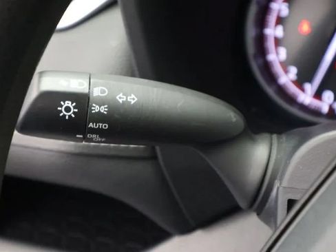 Used 2024 Toyota RAV4 XLE FWD image 23