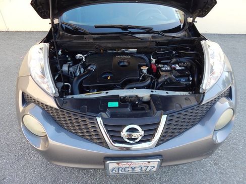 Used 2011 Nissan Juke SV FWD image 37