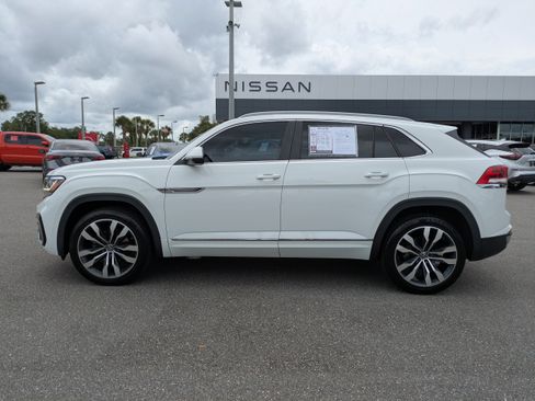 Used 2020 Volkswagen Atlas Cross Sport SEL R-Line AWD/4WD image 7