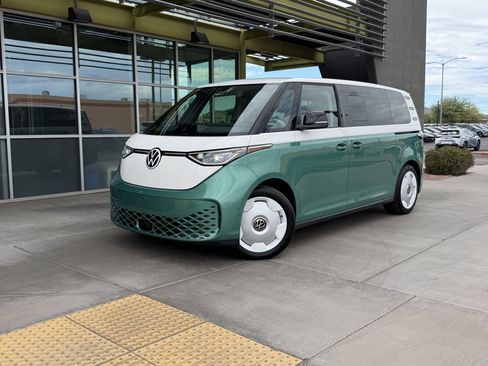Used 2025 Volkswagen ID. Buzz 1st Edition RWD image 1