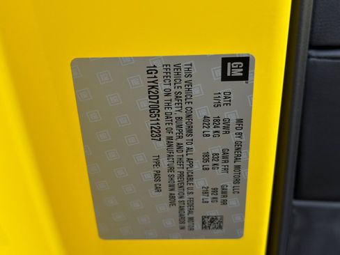 Used 2016 Chevrolet Corvette Stingray Coupe w/ 2LT Preferred Equipment Group image 27