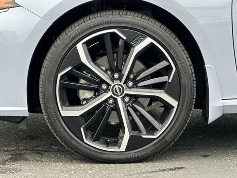 Certified 2024 Nissan Altima 2.5 SR w/ SR Premium Package AWD/4WD image 26