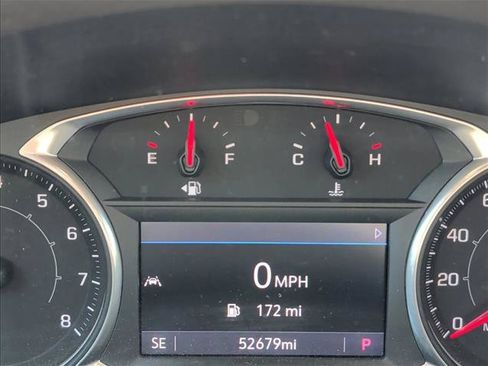 Used 2022 GMC Terrain SLT AWD/4WD image 12