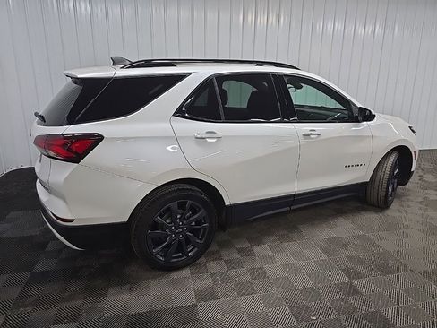 Used 2022 Chevrolet Equinox RS AWD/4WD image 3