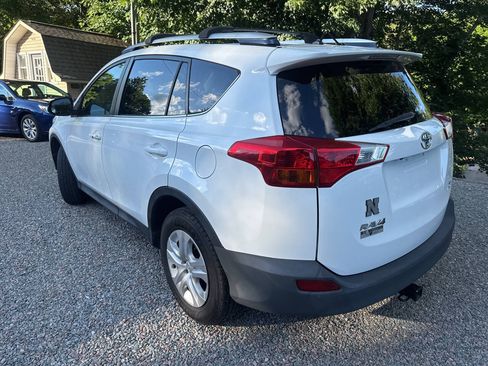 Used 2014 Toyota RAV4 LE AWD/4WD image 4