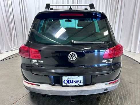 Used 2015 Volkswagen Tiguan SE image 29