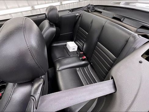Used 2004 Ford Mustang GT RWD image 19