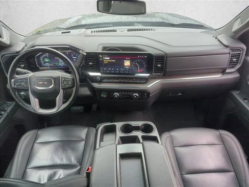 Used 2024 GMC Sierra 1500 SLT image 11