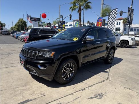 Used 2020 Jeep Grand Cherokee Limited AWD/4WD image 10