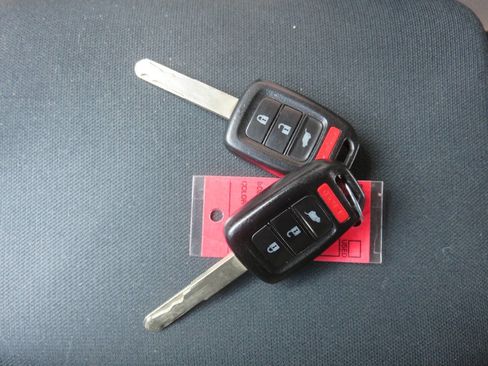 Used 2015 Honda CR-V LX image 36