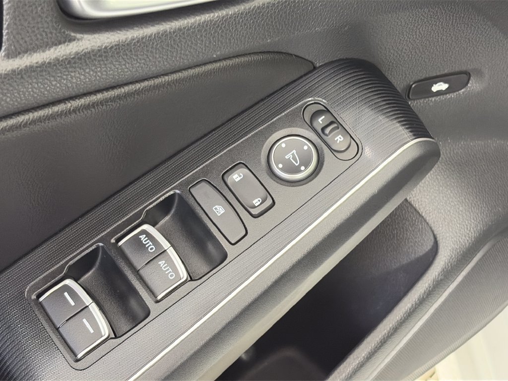 Used 2024 Honda Civic Touring image 25