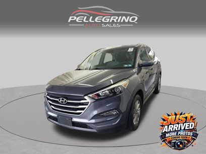 Used 2017 Hyundai Tucson SE w/ SE Popular Package 02