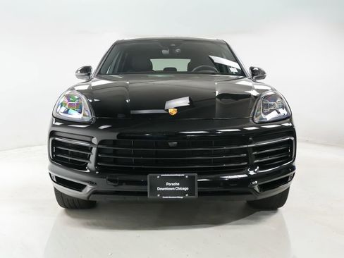 Certified 2023 Porsche Cayenne AWD/4WD image 6
