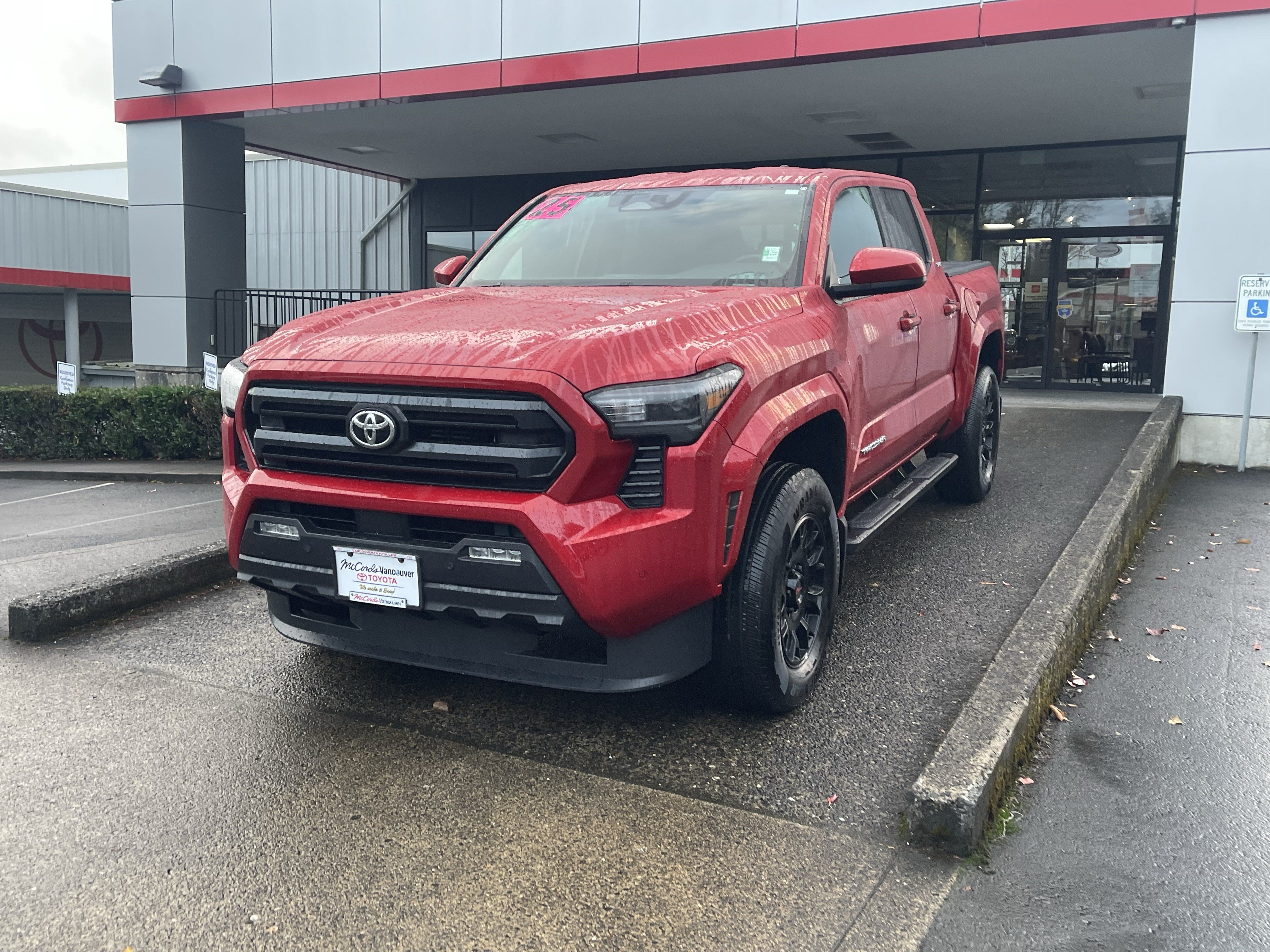 Used 2025 Toyota Tacoma SR5 AWD/4WD image 3