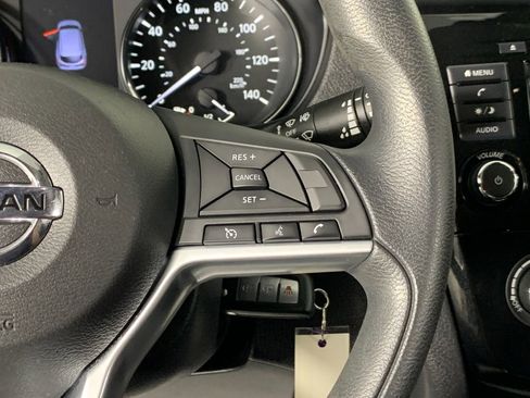 Used 2020 Nissan Rogue Sport S FWD image 19