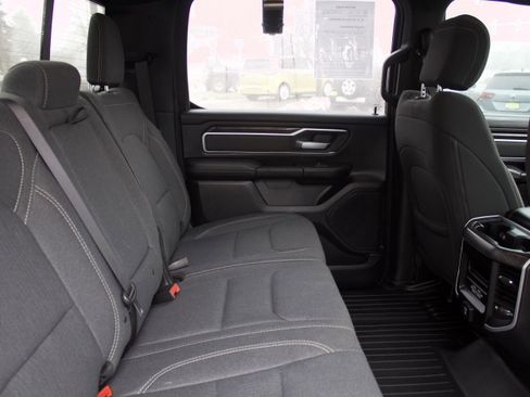 Used 2020 RAM 1500 Big Horn image 30