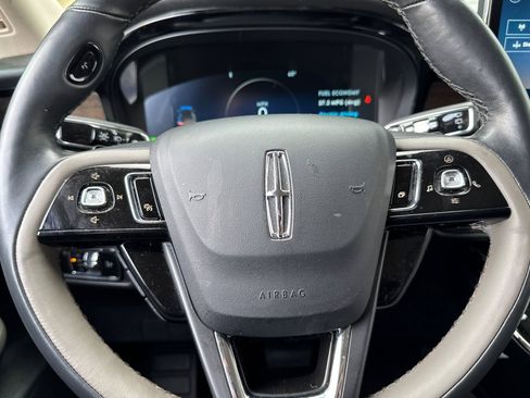 Used 2024 Lincoln Corsair Grand Touring w/ Equipment Group 301A image 23