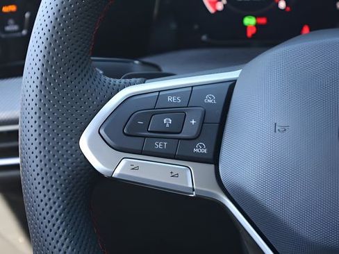 New 2026 Volkswagen GTI SE FWD image 20
