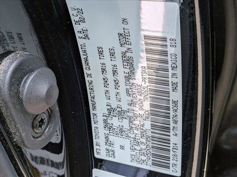 Used 2022 Toyota Tacoma SR w/ SR Convenience Package RWD image 18