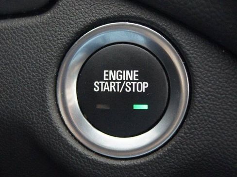 Used 2024 Chevrolet Equinox LT image 8